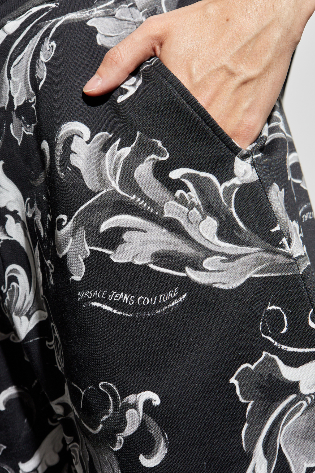 【関税&送料込み】Versace Jeans Shorts With Baroque Patter Versace Jeans Couture Shorts with 'Barocco' print | Men's